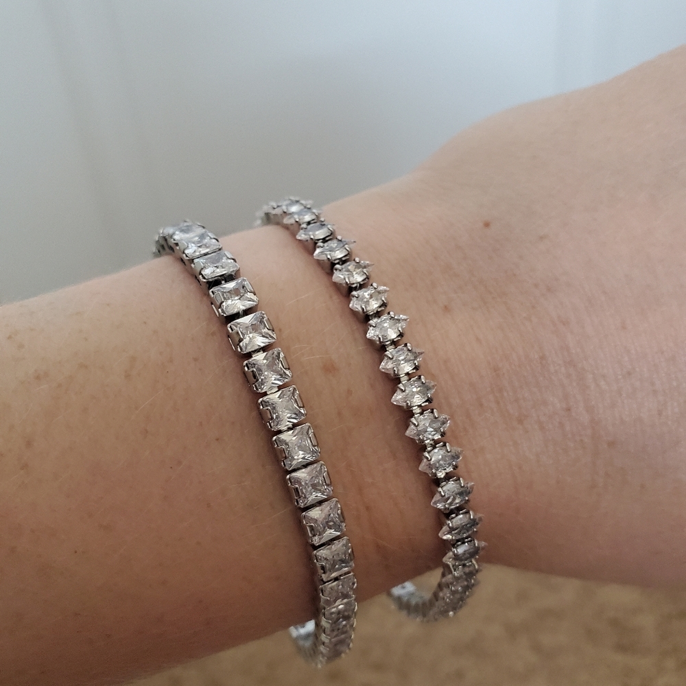 Olive & Piper Pippa set of 2 rhinestone bracelets